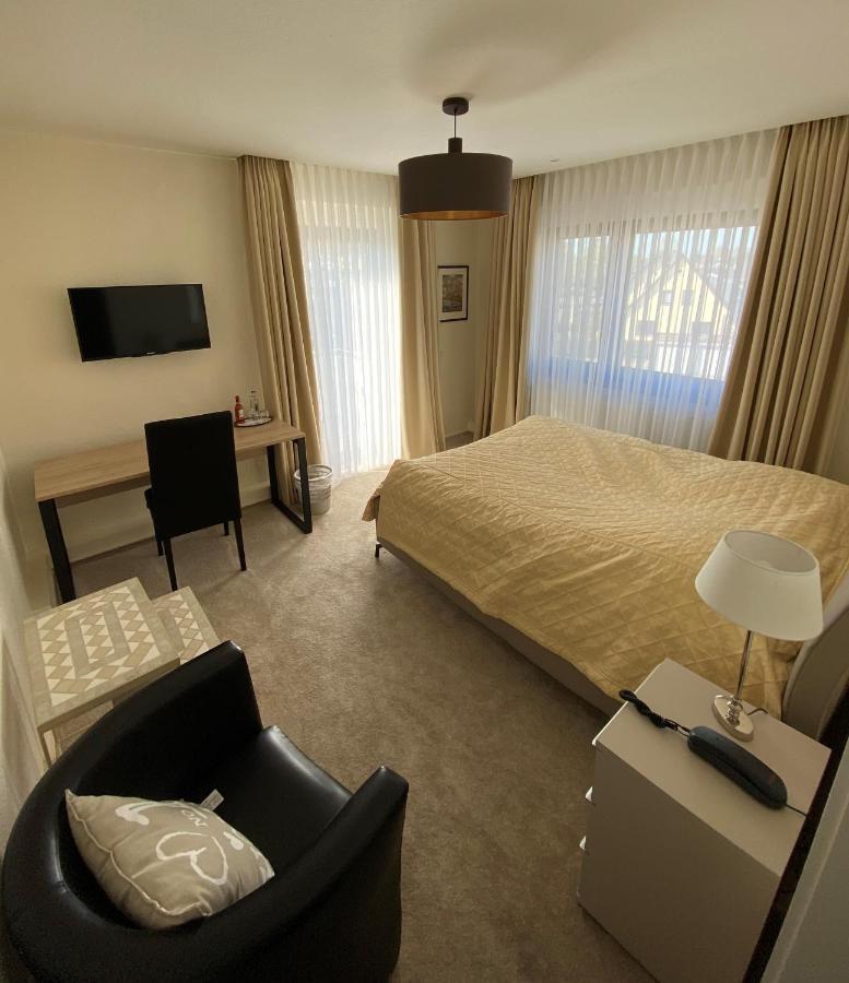 Hotel Exquisit Minden  Bagian luar foto