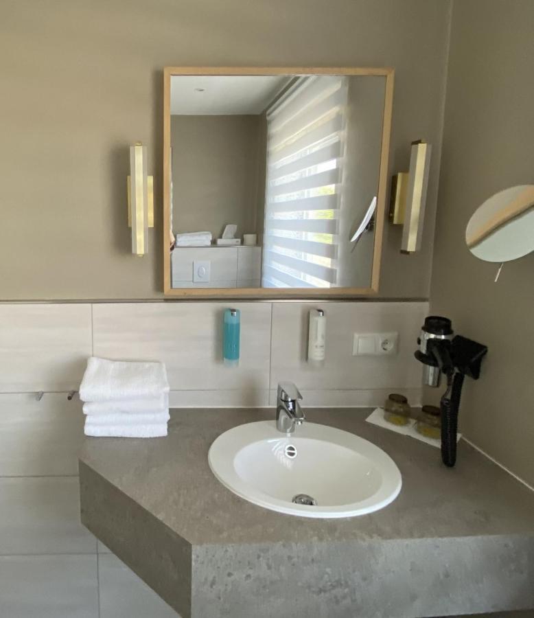 Hotel Exquisit Minden  Bagian luar foto