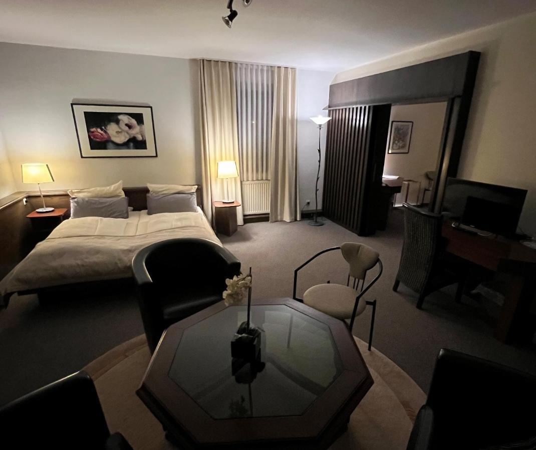 Hotel Exquisit Minden  Bagian luar foto