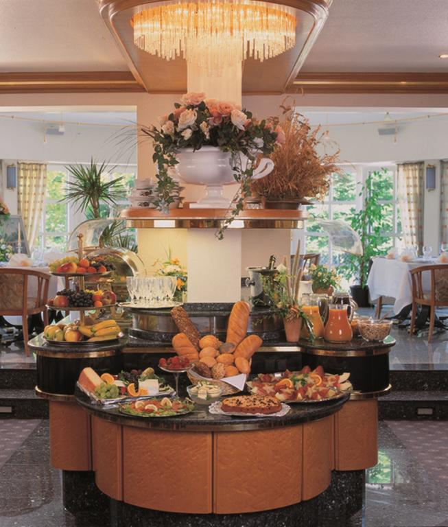 Hotel Exquisit Minden  Bagian luar foto